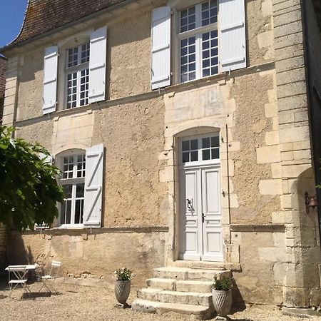 Le Petit Logis Bed and Breakfast Rouillac  Exteriör bild