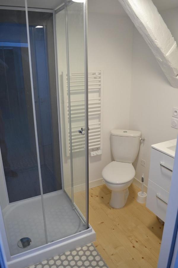 Le Petit Logis Bed and Breakfast Rouillac  Exteriör bild